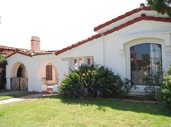 Photo 2 - front of home 