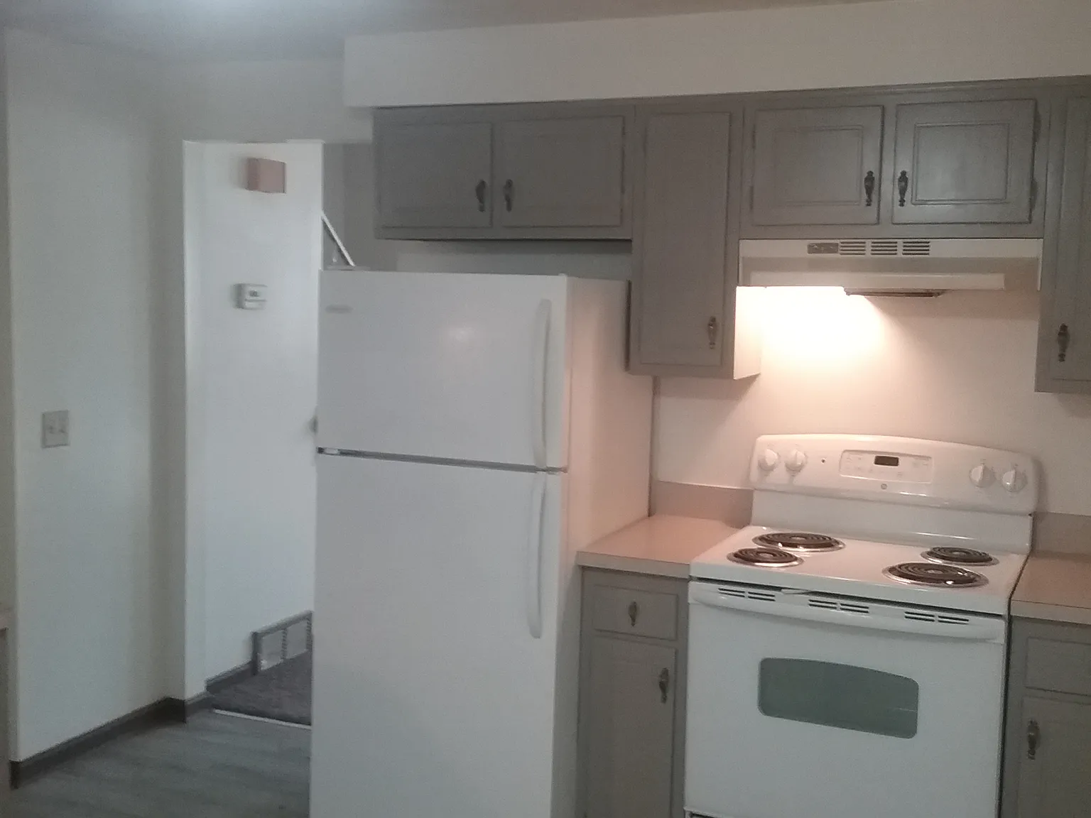 2 bed, 1.5 bath, 940 sqft, $1,195 — Photo 3