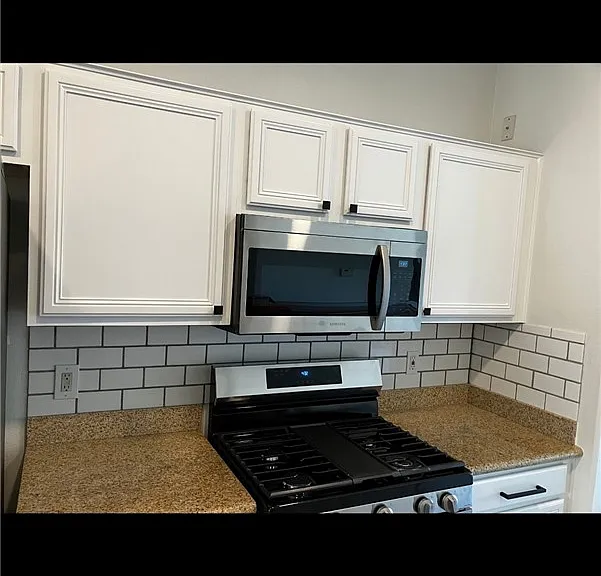 712 Peachy Canyon Cir #201 — Photo 14