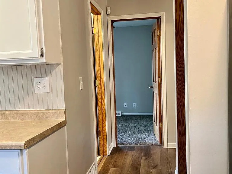 6313 Hamilton St — Photo 14