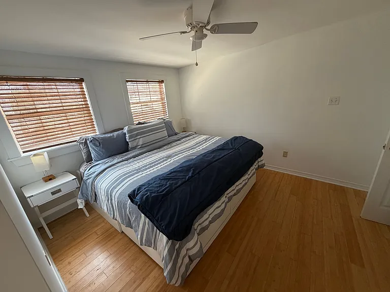 208 Union St #B — Photo 8