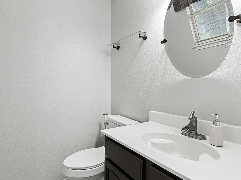 16802 Bailey Jean Dr — Photo 17