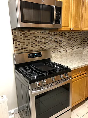 Rented by Richard Macias, LREB | media 31