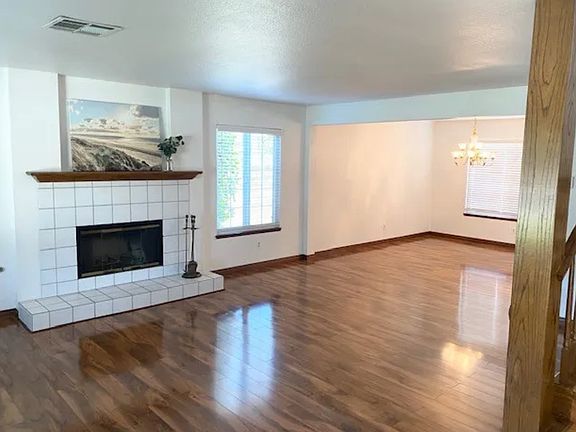 3rd image of 2651 Bellerive Ct