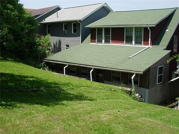 3rd image of 703 Wayne Ave