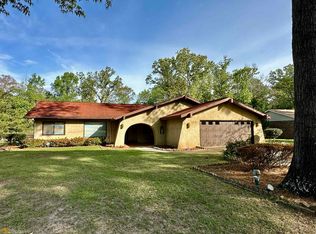 127 Wake Forest Dr, Warner Robins, GA 31093