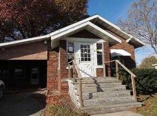 605 S Main St, New Sharon, IA 50207