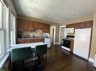 139 Willow St, West Roxbury, MA 02132