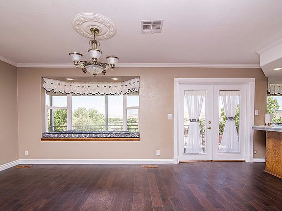 4th image of 713 Escalante Dr