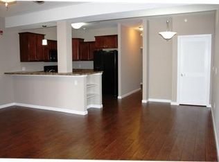 206 Kroeger Ave APT 1A, Dupo, IL 62239