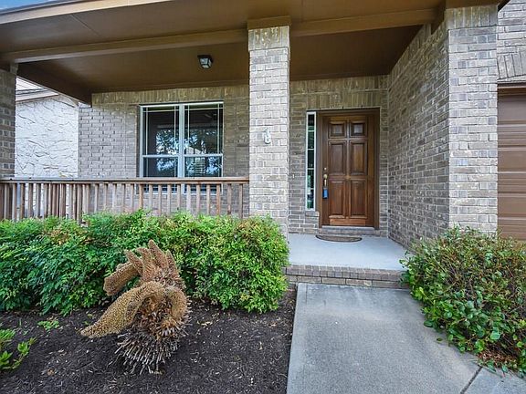 5th image of 3803 Longhorn Acres St