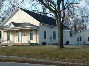 5th image of 230 W Coshocton St