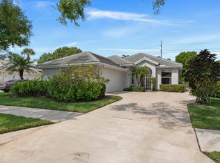 7744 SE Needle Palm Cir, Hobe Sound, FL 33455