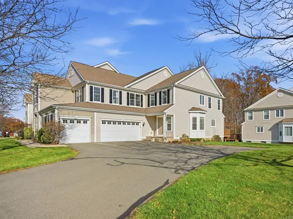 218 Sterling Drive #218, Newington, CT 06111