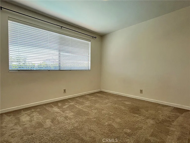 8252 Suffield St — Photo 8