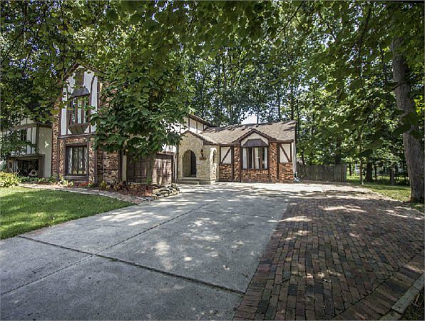 1st image of 714 Mohican Way