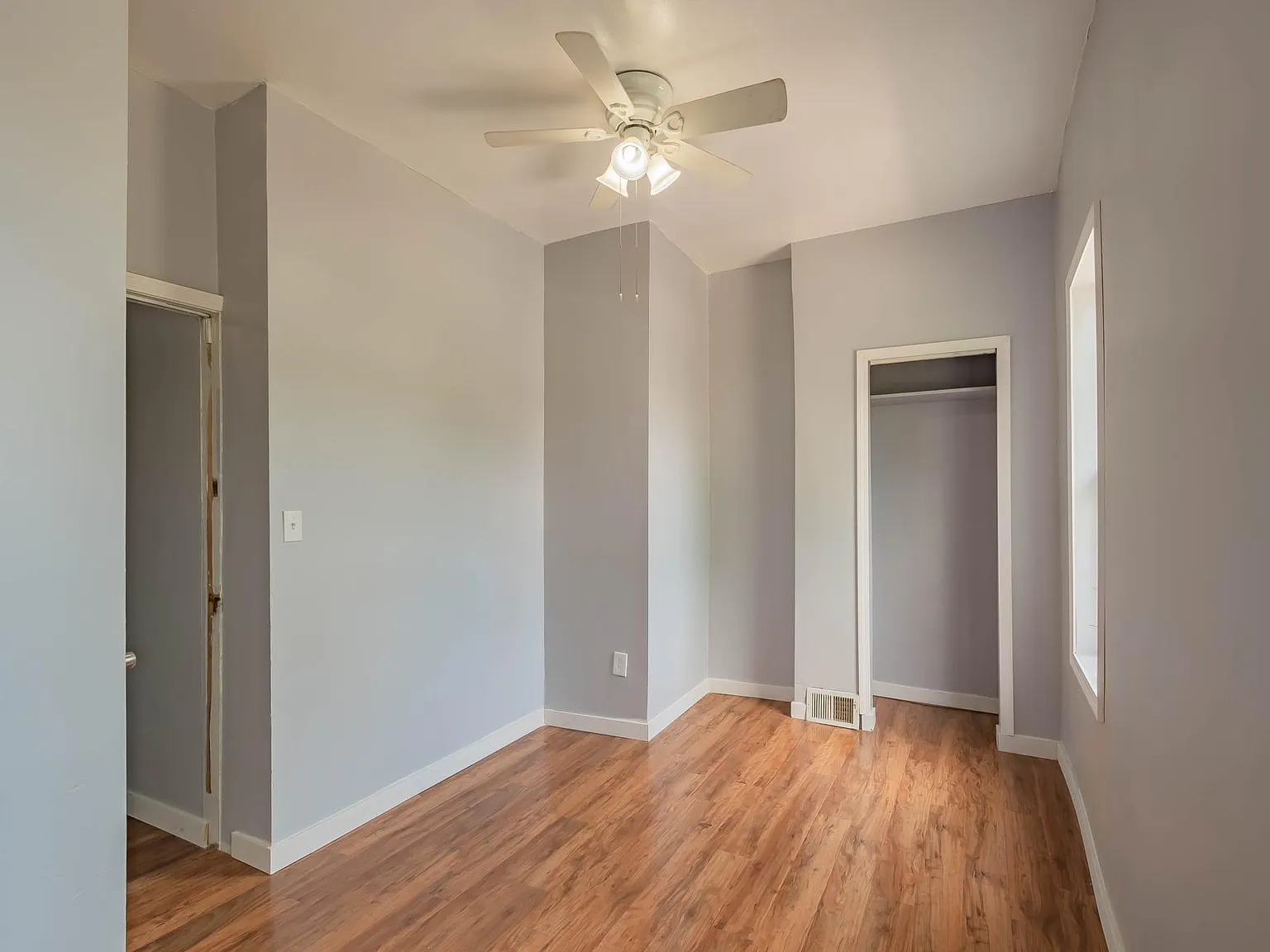 4 bed, 1500 sqft, $2,000 — Photo 3