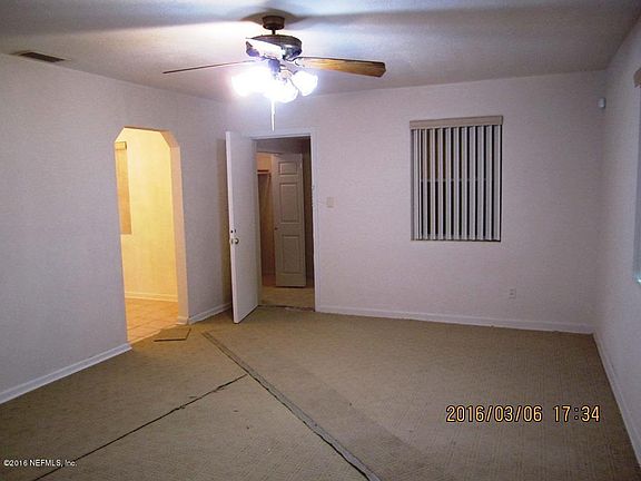3rd image of 5765 College Ln