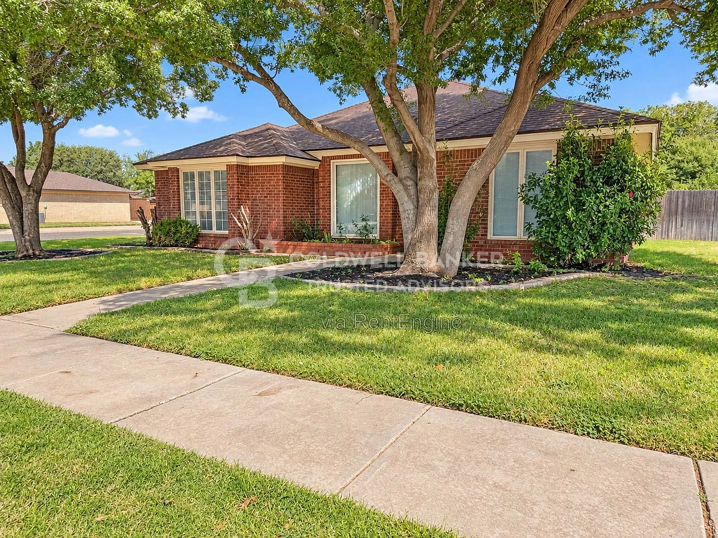 3 bed, 2.0 bath, 1587 sqft, $1,775 — Photo 1