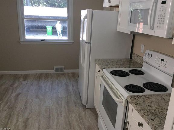 2nd image of 6621 Queens Park Ave