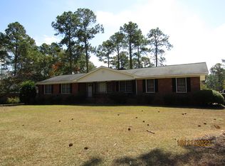 105 Cedar St, Sylvester, GA 31791
