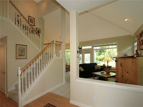 4th image of 24835 NE 1st Pl
