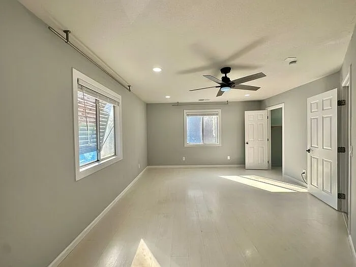 294 Woodman St — Photo 14