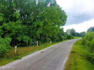 Mount Olivet Rd, Batesville, MS 38606
