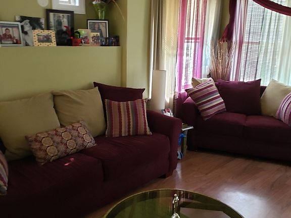 3rd image of 613 N Hamlin Ave
