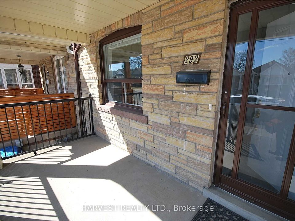 2nd image of 292 Mortimer Ave #Main2f