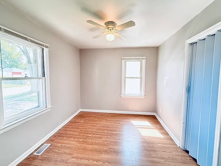 6847 Continental Ave — Photo 13