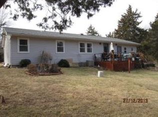 5129 Hickory Hills Dr, Fulton, MO 65251