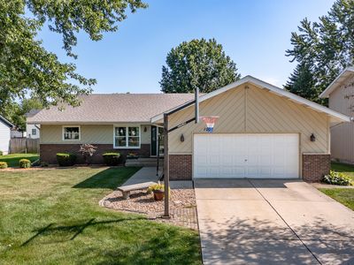1007 Woodhollow Dr, Schererville, IN, 46375