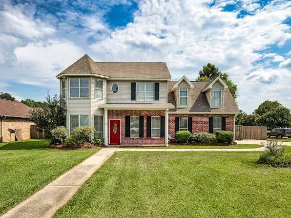 600 Creole Dr, Madisonville, LA 70447