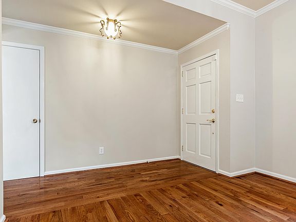 5th image of 1443 Lantana Dr