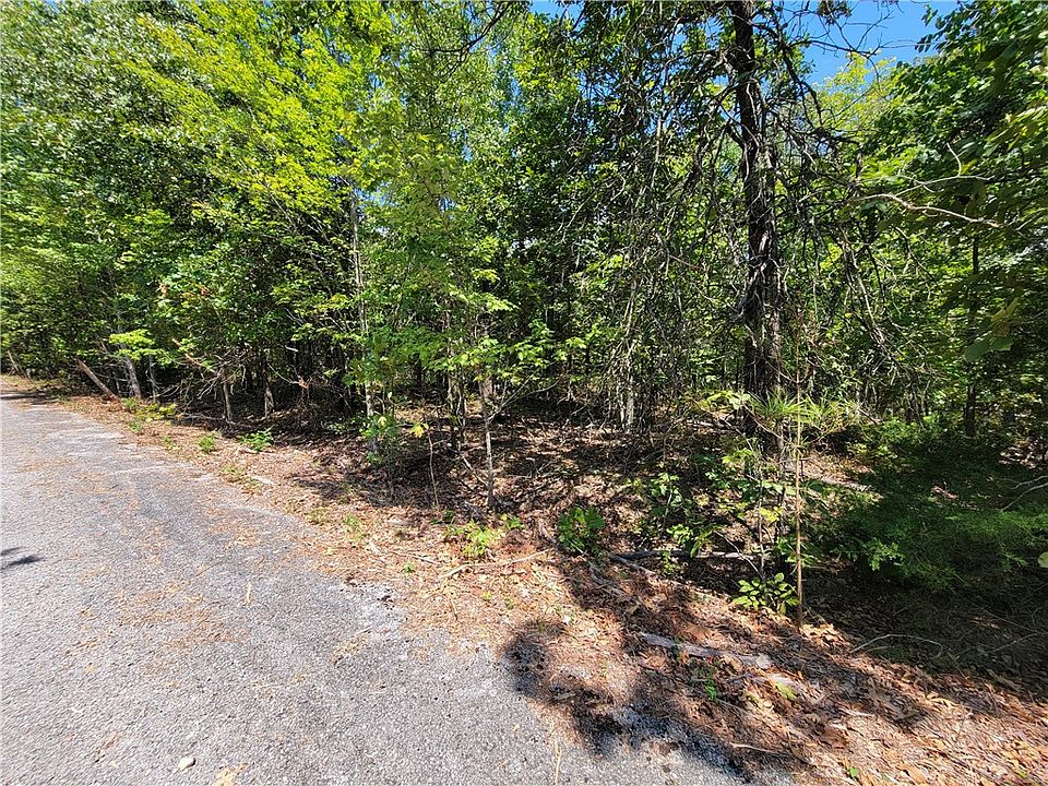 2nd image of Roxburgh Ln #19