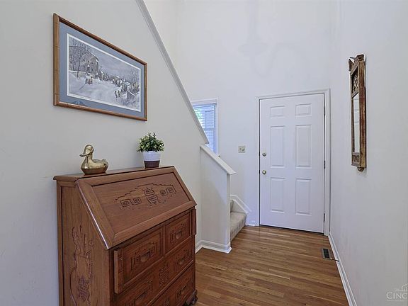 3rd image of 5315 Eaglesview Ct