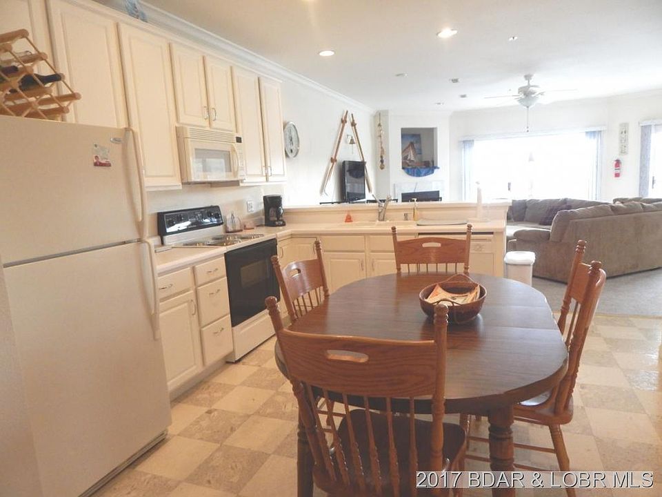 1st image of 127 Cedar Glen Dr #3B