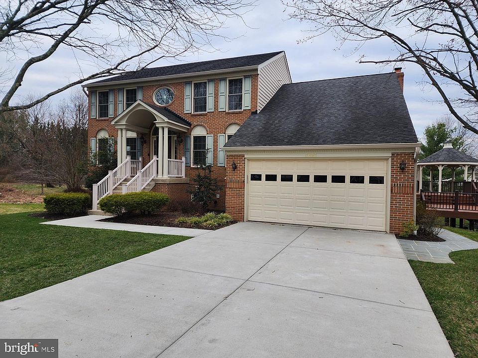 1st image of 8456 Roberts Rd