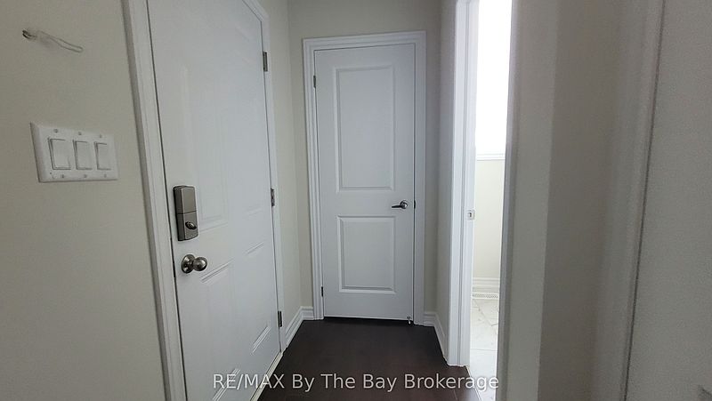 Wasaga Beach House for rent - 4 Bedrooms — photo 32