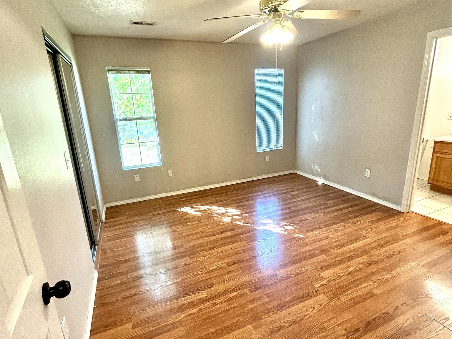 3 bed, 1430 sqft, $1,575 — Photo 4