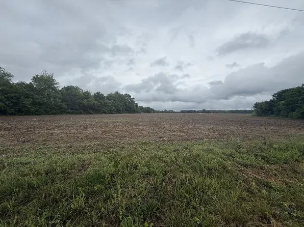 4 Pendergrass Rd, Flintville, TN 37335