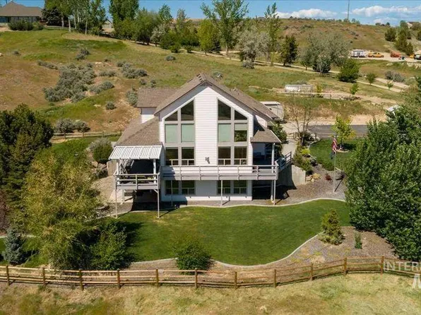 24440 Sparrow Ln, Middleton, ID 83644