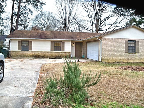 2nd image of 821 Scarlet Oak St