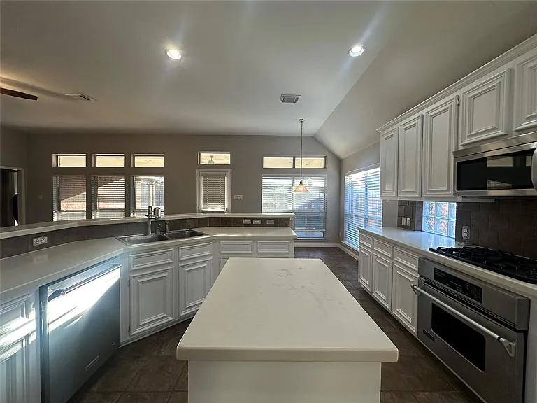 11619 Buck Springs Trl — Photo 14