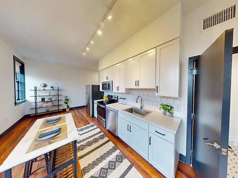 Thirty60 Lofts — Photo 100