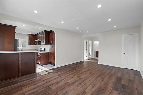 624 Silver Lake Blvd #U4 Photo 1