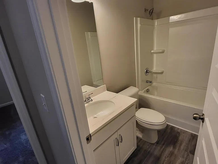 3847 Clarington Dr — Photo 17