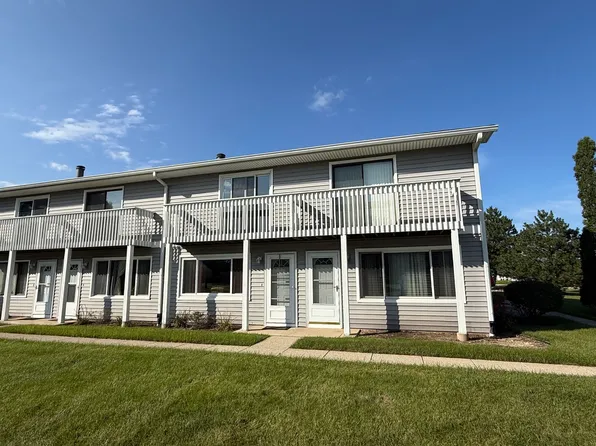 34293 N Birch Ln, Gurnee, IL 60031