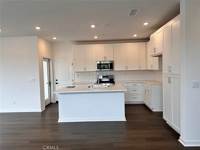 4014 Shada Ln — Photo 9
